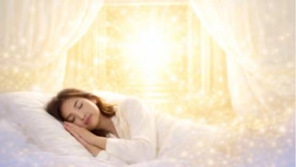 Dream Yourself Awake: How Dreams Can Be The Key To Unlock Your Inner-Self