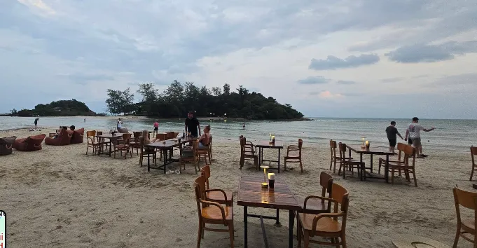 Pi Samui Beach Club and Restaurant
