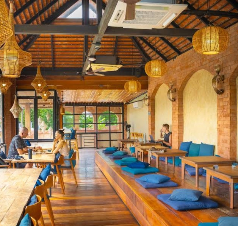 Indigo Specialty Coffee & Bakery