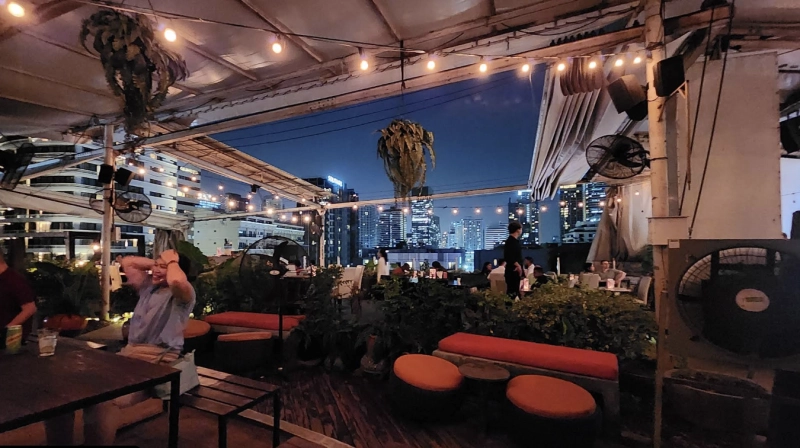 Nest Rooftop Lounge