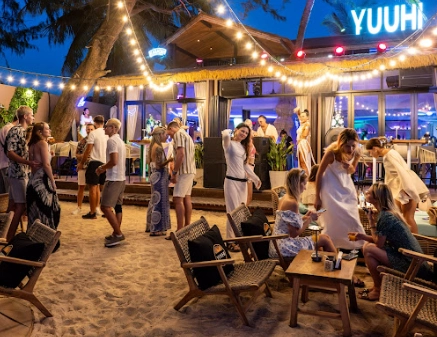 Yuuhi Beach Club & Karaoke