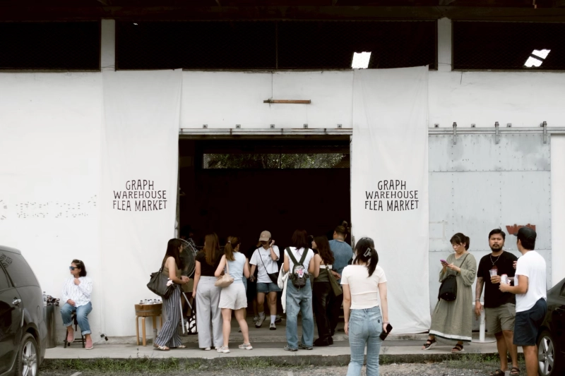 Graph Warehouse Flea Market