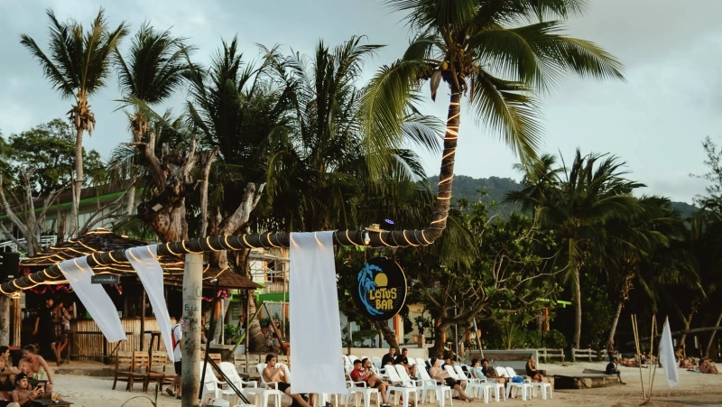 Lotus Beach Bar & Restaurant