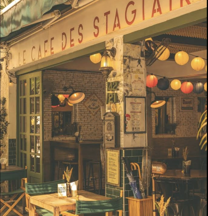 Le Cafe des Stagiaires