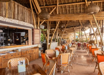 Sundays Beach Club