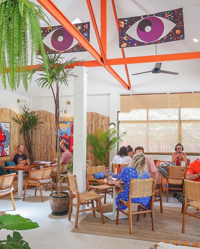 Sticky Island Cafe