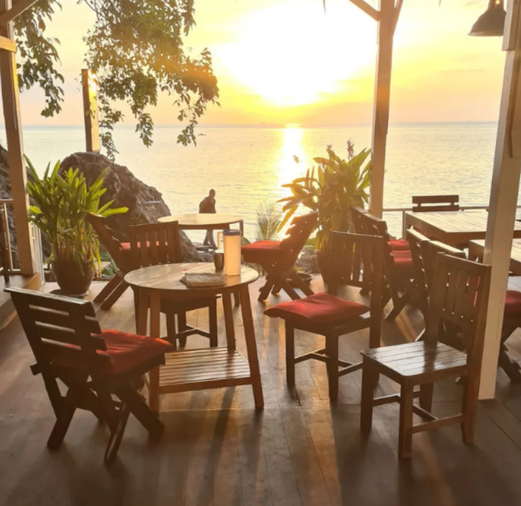 SeaTara Restaurant & Bar