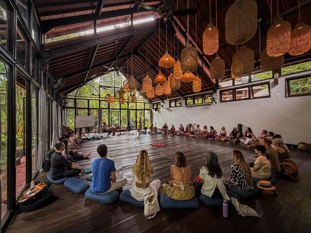 A Week Of Movement,Healing & Connection