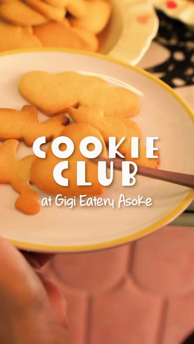 Pop Characters Summer Cookies